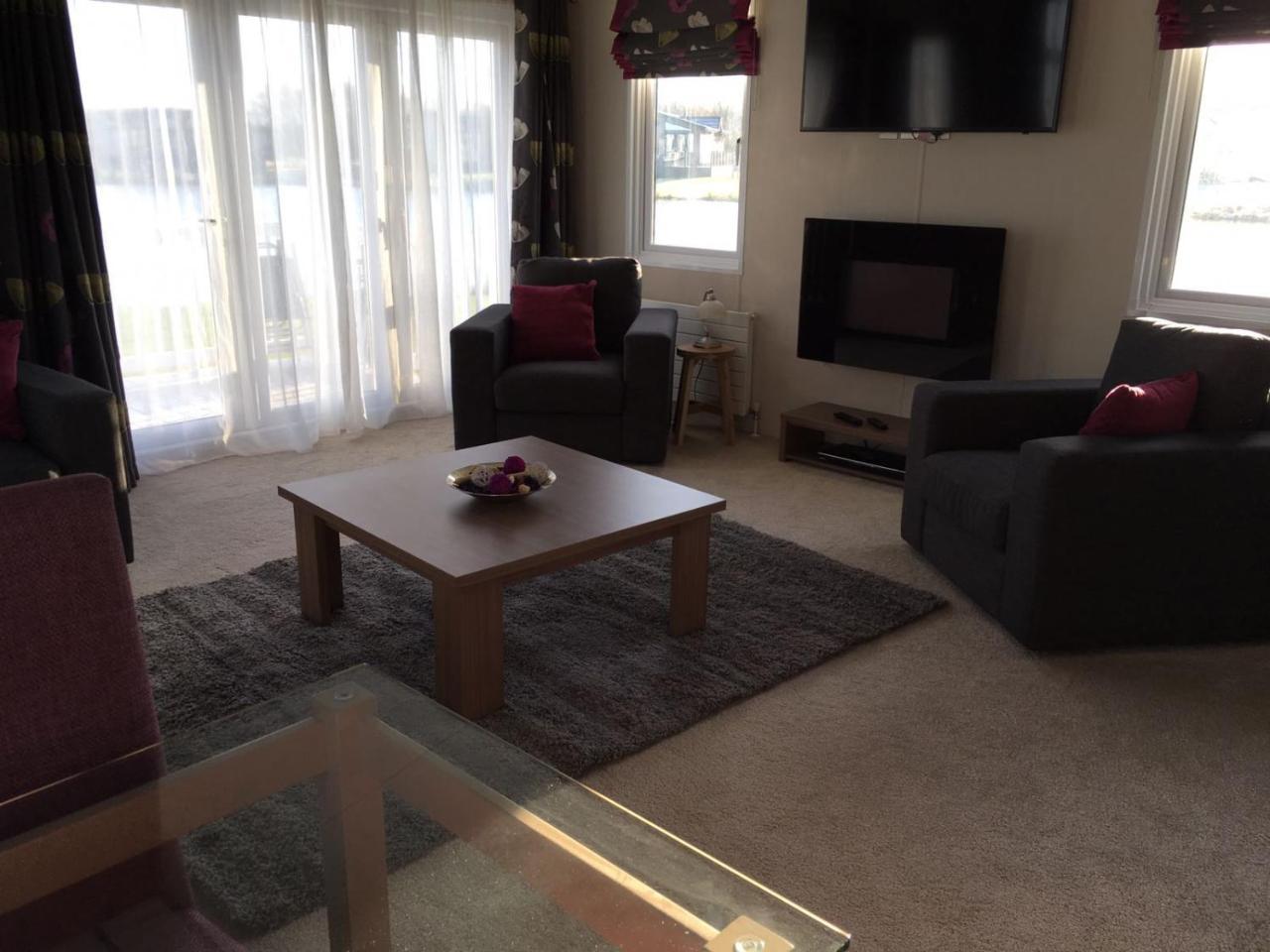 Luxury Lodge At Haggerston Castle Beal Extérieur photo